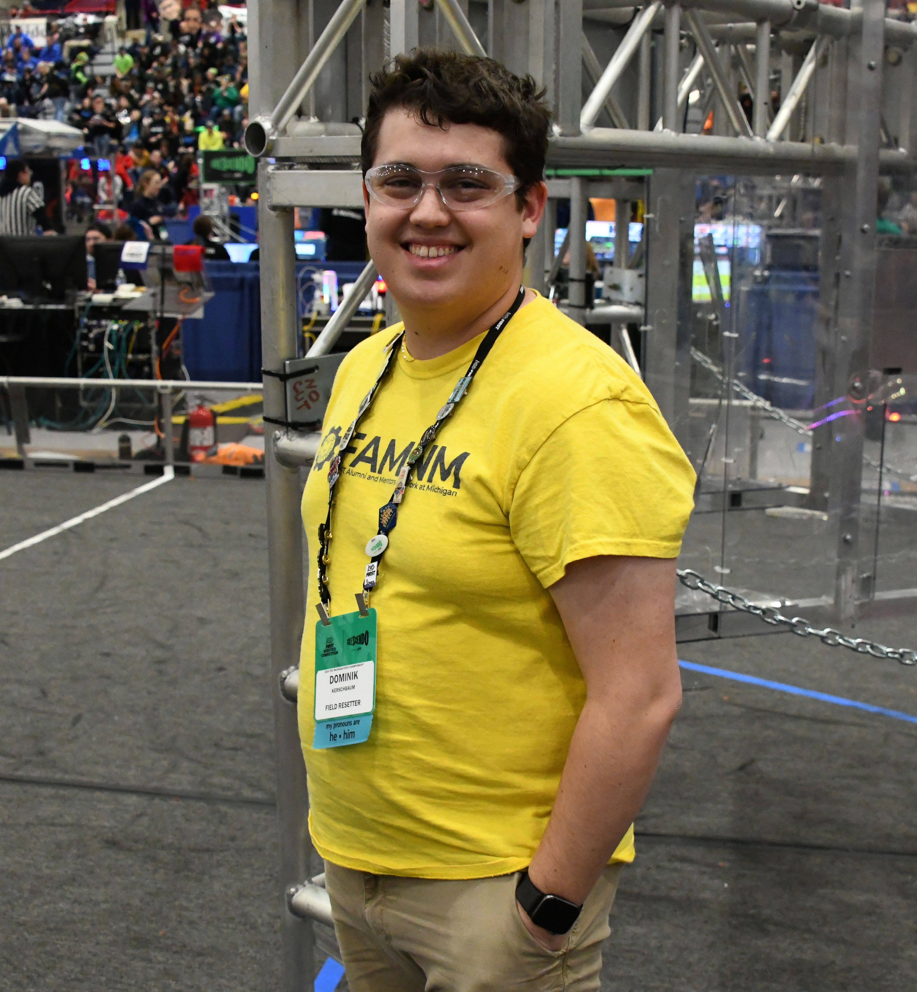 A FAMNM member volunteers as a field resetter at the FRC Michigan State Championship in 2024